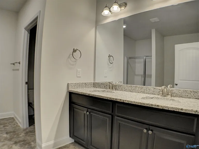 210 Properzi Way SW — Photo 10