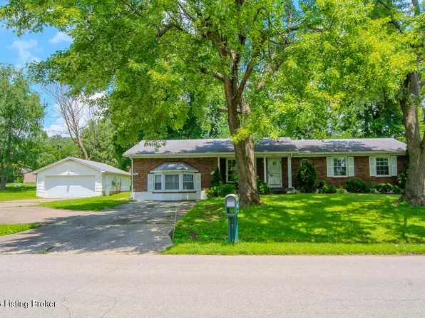 2315 Pikes Peak Blvd, Louisville, KY 40214