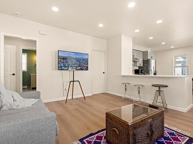 101 Judson St #2 — Photo 26