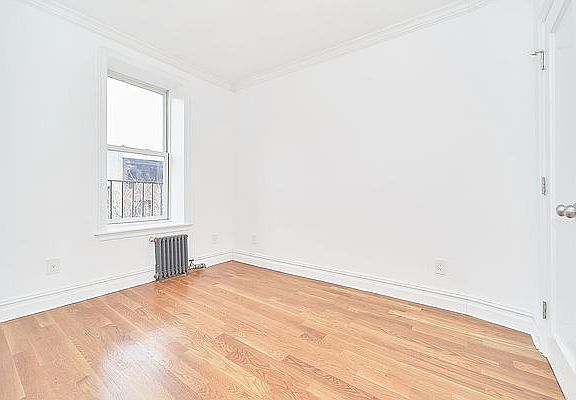 4th image of 10 Morton St APT 4B