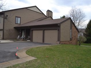 4549 Saint James Cir NW, Canton, OH 44708