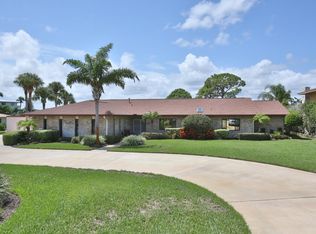 886 Riverside Dr, Ormond Beach, FL 32176