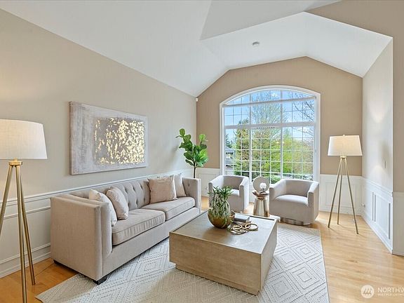 4th image of 15306 NE 66th Court