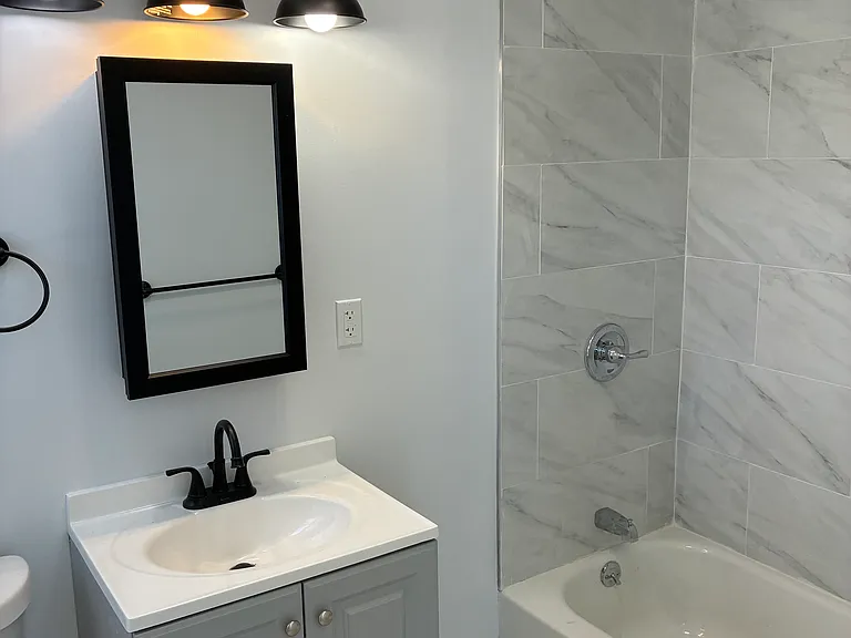 16 Jennings Ave #C — Photo 7