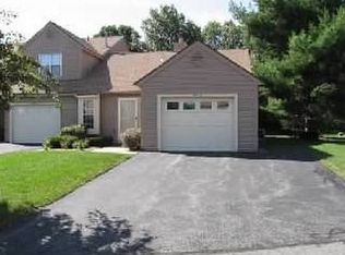 912 Ridgefield Cir #D, Clinton, MA 01510