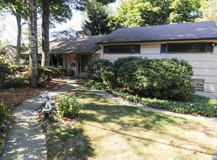 1 Fern Ter, Wayne, NJ 07470