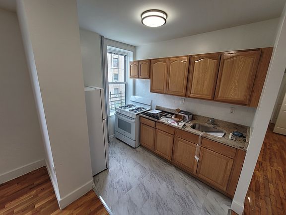 4th image of 1250 Grand Concourse APT 4B