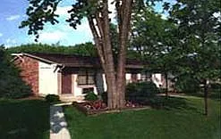 9568 International Dr — Photo 1