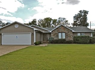 2 Cromer Dr, Bella Vista, AR 72715