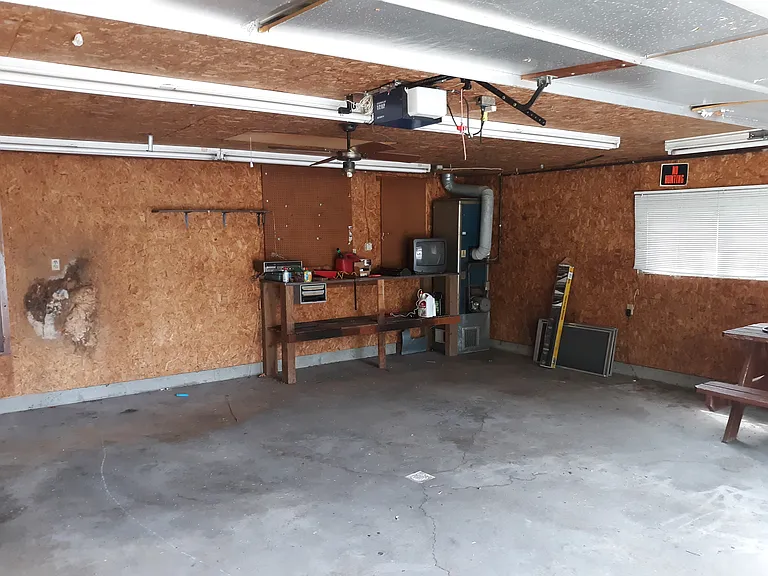 1507 Schultz Pl — Photo 6
