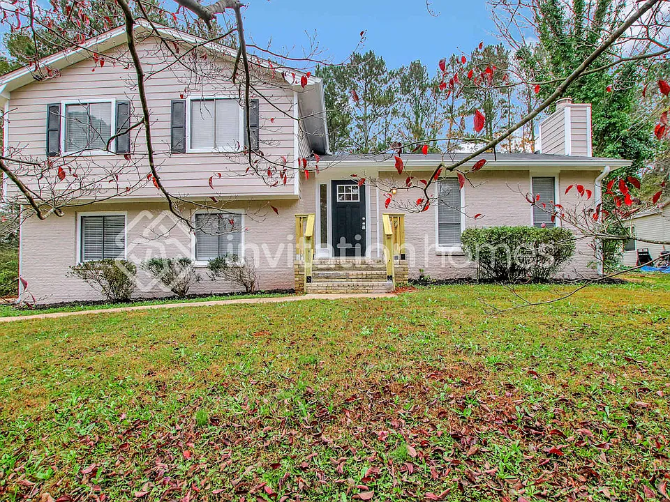 4421 Blackbirch Ln