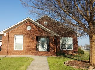 212 N Poplar St, Martha, OK 73556