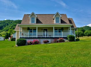 553 Fairview Ln, Lebanon, VA 24266
