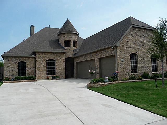 1st image of 1623 Burberry Dr