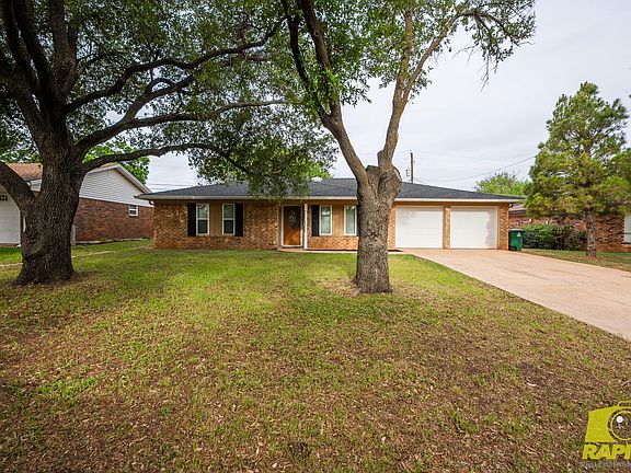 2nd image of 3005 Bluebonnet Ln