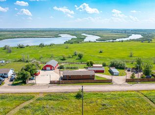 721 Riverside Dr, Williston, ND 58801