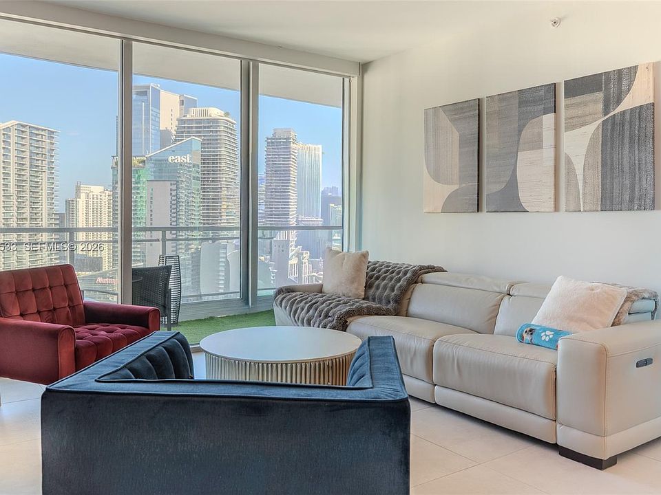 1st image of 90 SW 3rd St APT 3703
