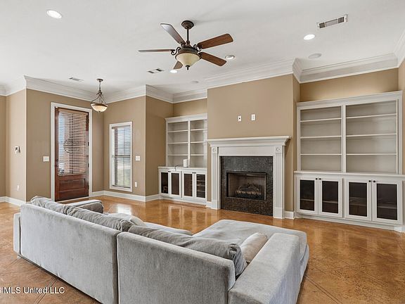 4th image of 179 Copper Ridge Ln
