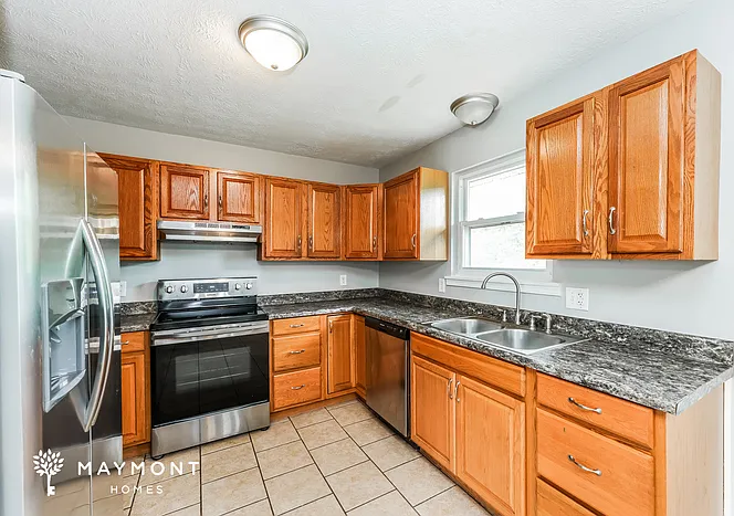 682 Mimosa Ct — Photo 9