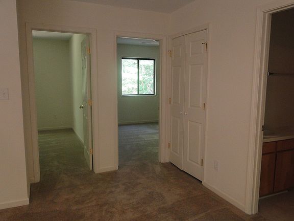 5th image of 1515 Partridgeberry Rd #B