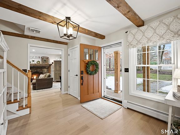 3rd image of 35 Quail Run