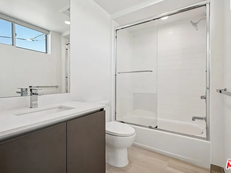 1814 Federal Ave #303 — Photo 12