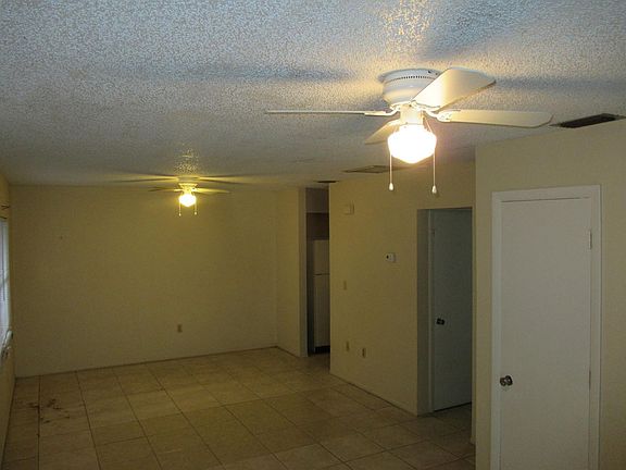 2nd image of 1215 SE 46th Ln APT C