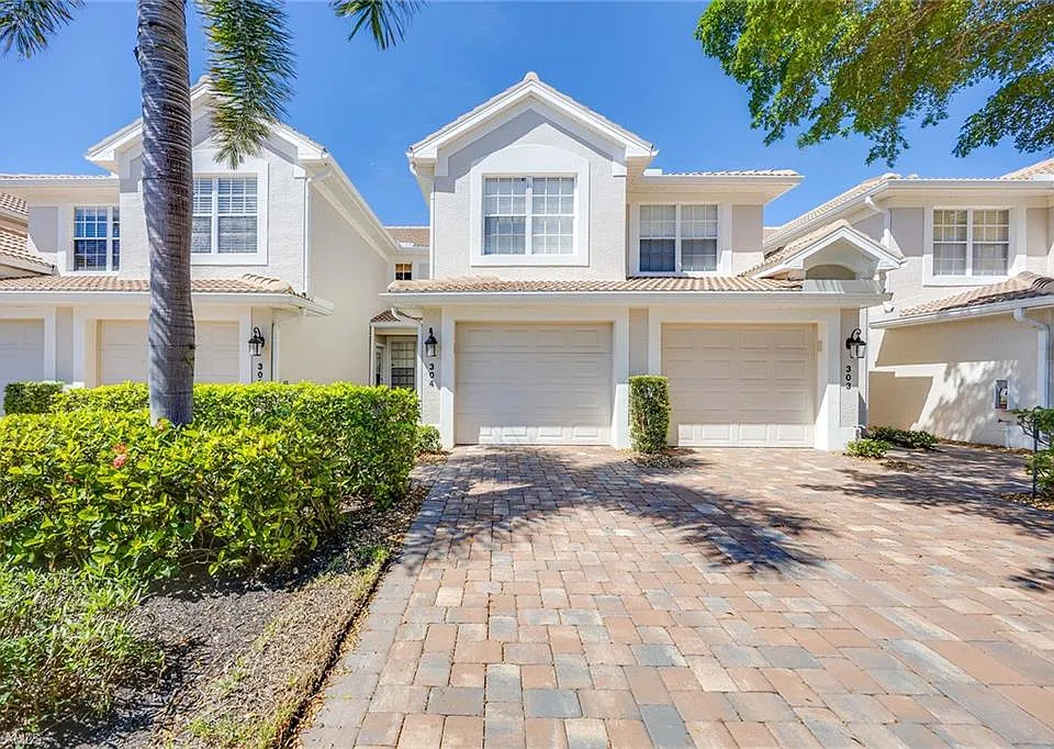 23526 Sandycreek Ter #304