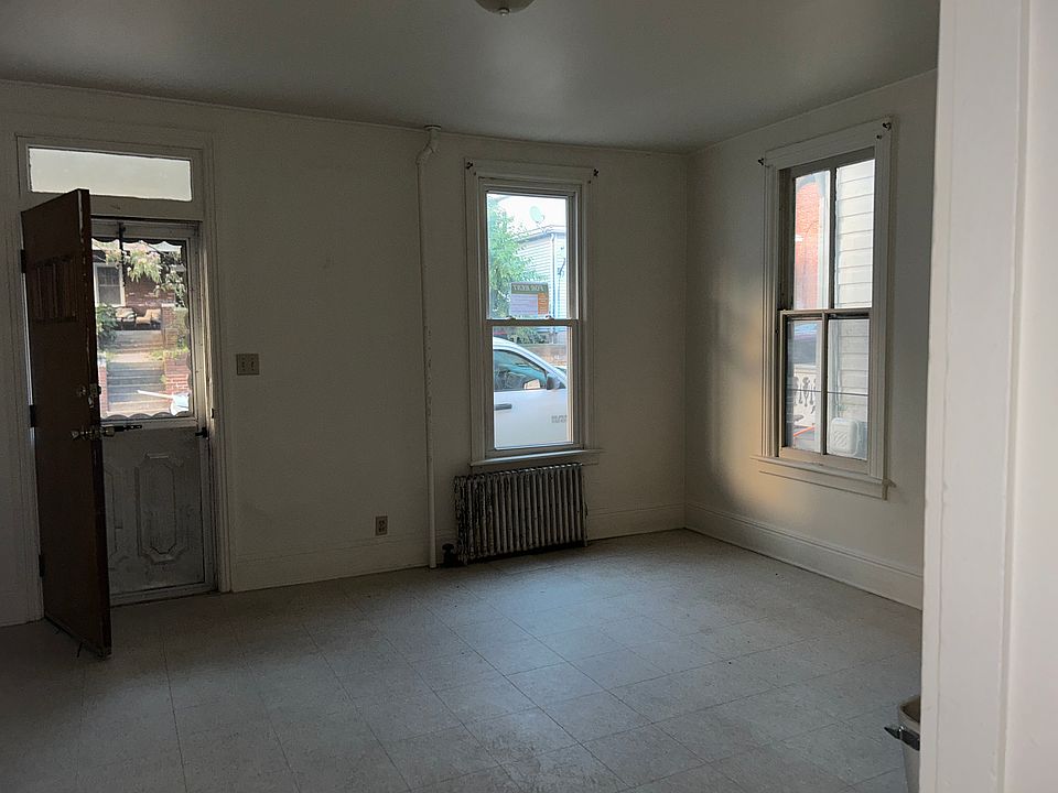 Living room , view from hallway ( living room light turned off )