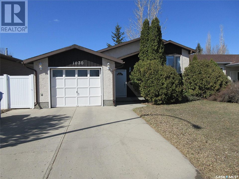 1st image of 1030 Bayda Cres