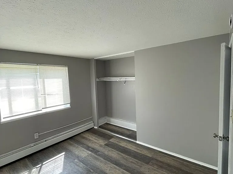 13420 Euclid Ave — Photo 88