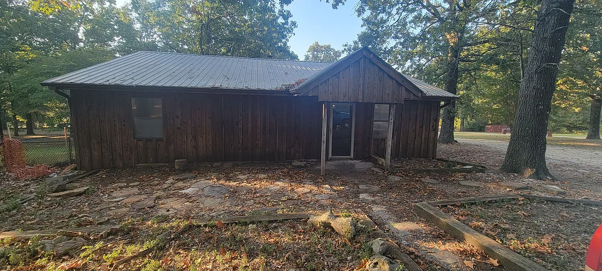 Building Photo - 320 Antioch Rd