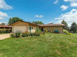 1306 2nd St, New Glarus, WI 53574
