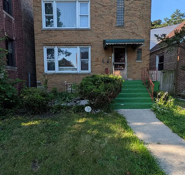 1619 E 86th Pl #1 — Photo 1