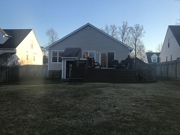 5th image of 184 Kristen Ln