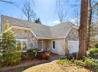 5629 Promontory Pointe Rd, Midlothian, VA 23112