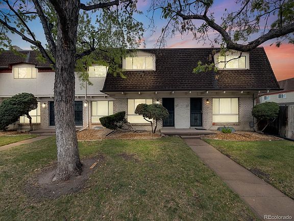 3rd image of 1103 S Monaco Parkway