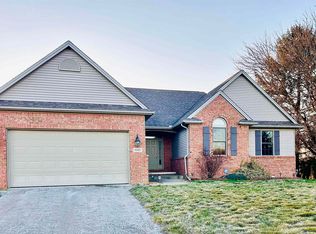 9585 Minx Rd, Temperance, MI 48182