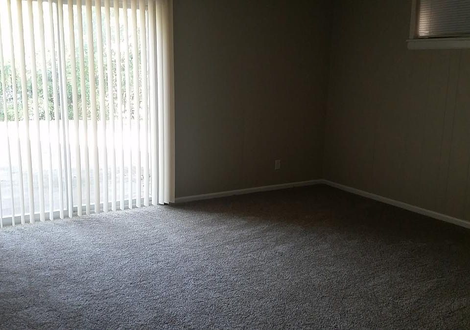 Basement bedroom