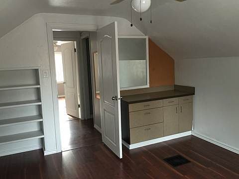 1st image of 10939 116th St NW