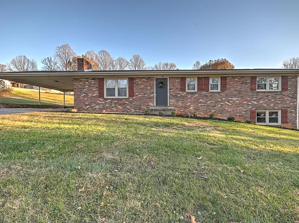 404 Cherokee St, Bluff City, TN 37618
