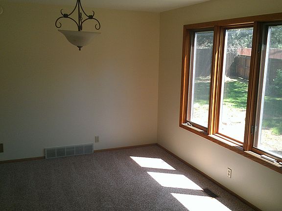 4th image of 3469 E Tree Farm Ln