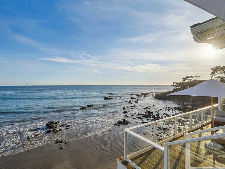 Malibu's natural beauty is just steps away.