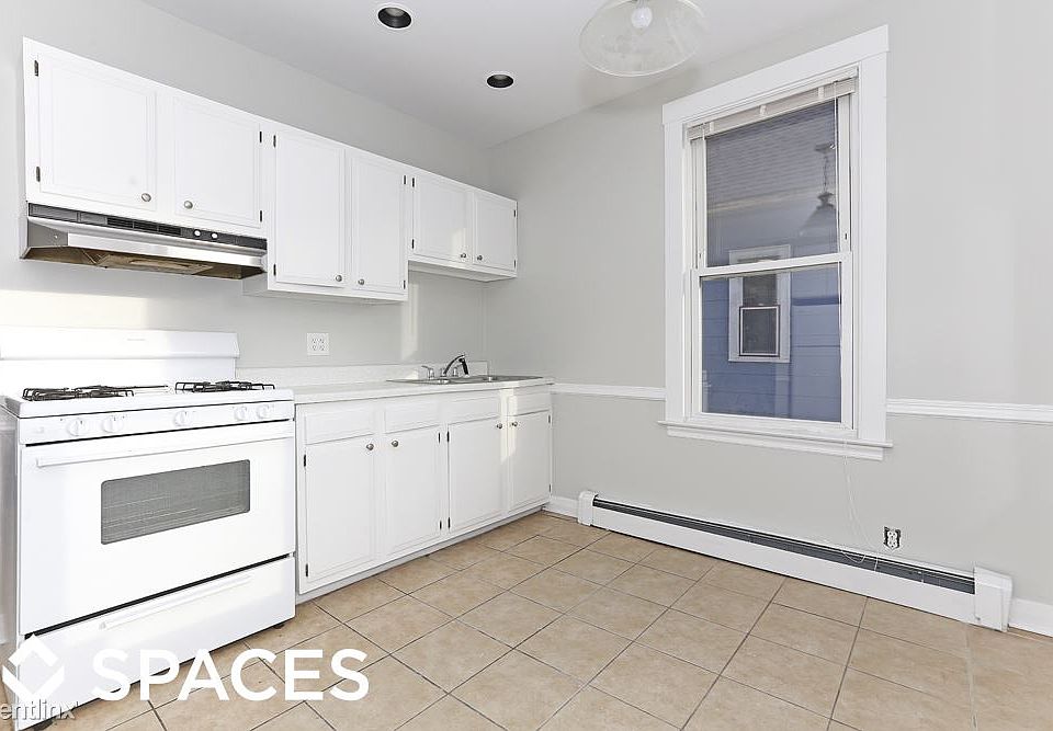 1st image of 4542 N Drake Ave #Unt2