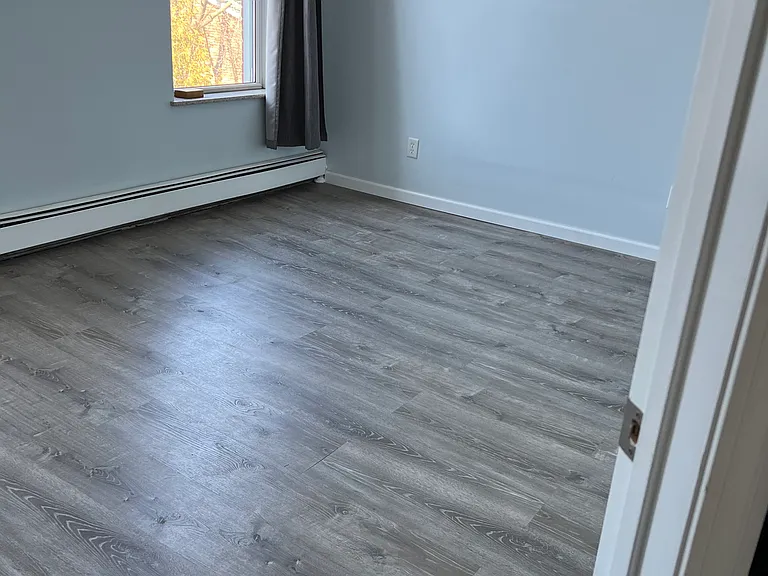 896 State St #3R — Photo 5