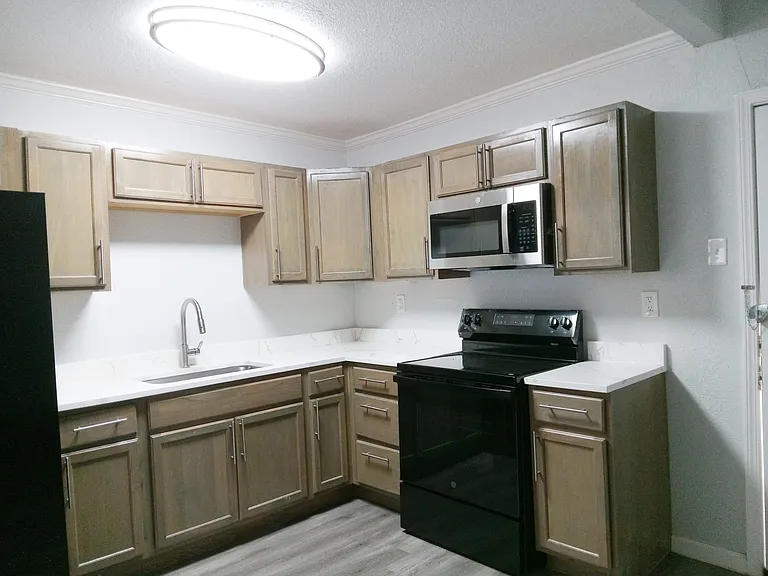 3248 Cato Blvd — Photo 5