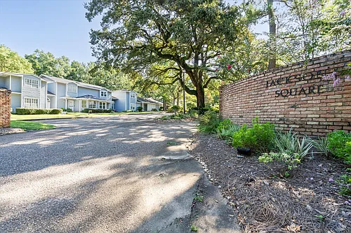 6637 Jackson Sq #B2 Photo 1