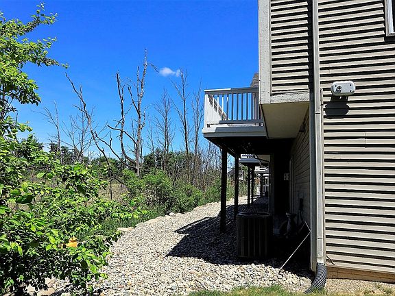 2nd image of 186 Burwyck Park Dr