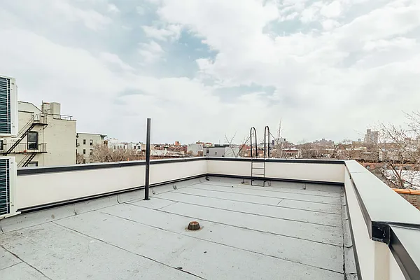 Rented by Nooklyn NYC LLC | media 10