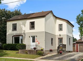 14 Queen St, Brant, ON N3L1C1